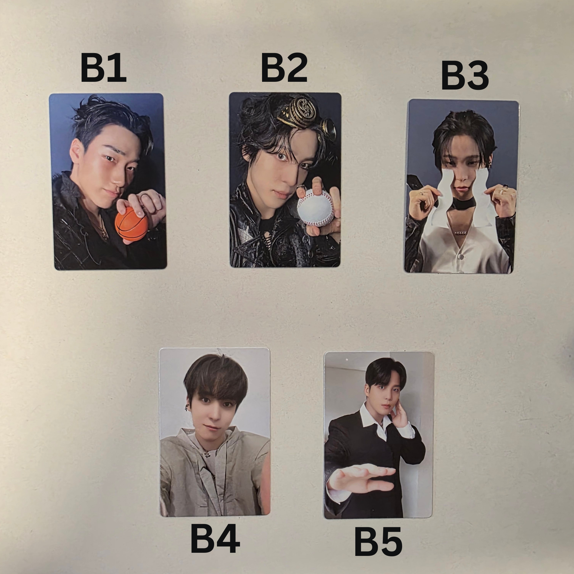Assorted Official Kpop Photocards (Ateez, BTS, Stray Kids, TXT, etc.)